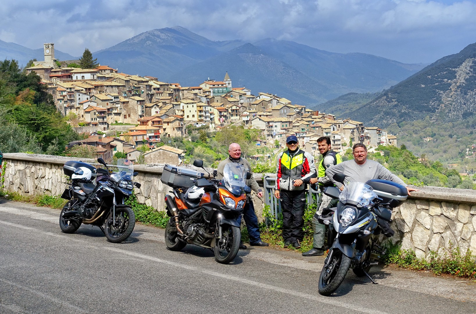 Ruta En Moto Sur De Roma & Sicilia