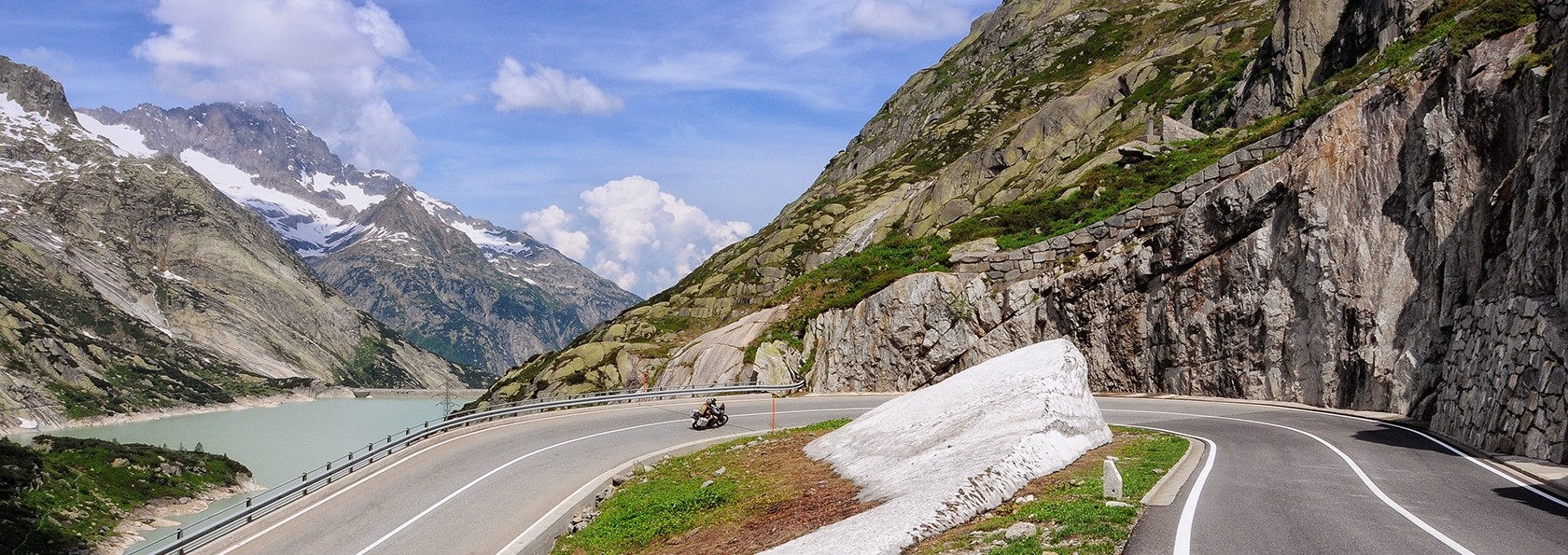 La ruta en moto ALPES DeLUXE VARIACIÓN auto-guiada