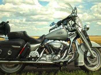 Ruta en moto Harley personalizada auto-guiada